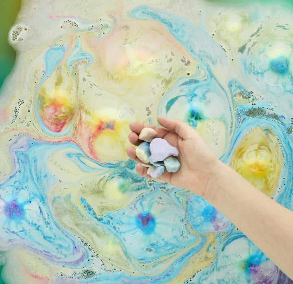 Miss Patisserie Rainbow Dust Bath Crumble