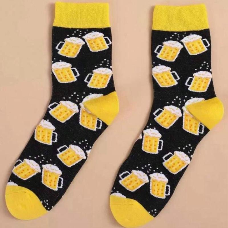 Funny Beer Socks Great Gift Size 6-11UK Black with Yellow Mugs Pattern Comfortable and Stylish