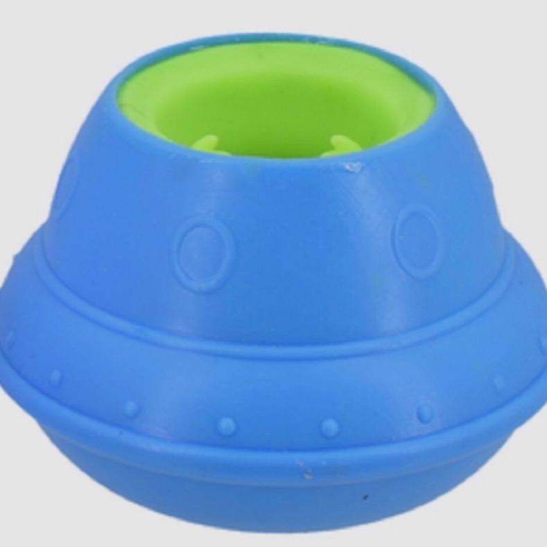 Alien Pop Up Squishy Toy - Squeeze the Flying Saucer to See the Alien - Fun Stress Relief