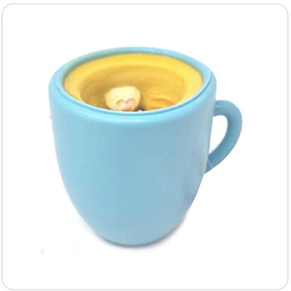 Cup Cats Pop Up Kitty Squishy Toy - 3 Colours to Collect - Fun and Adorable Cat Design in a Mug Shape